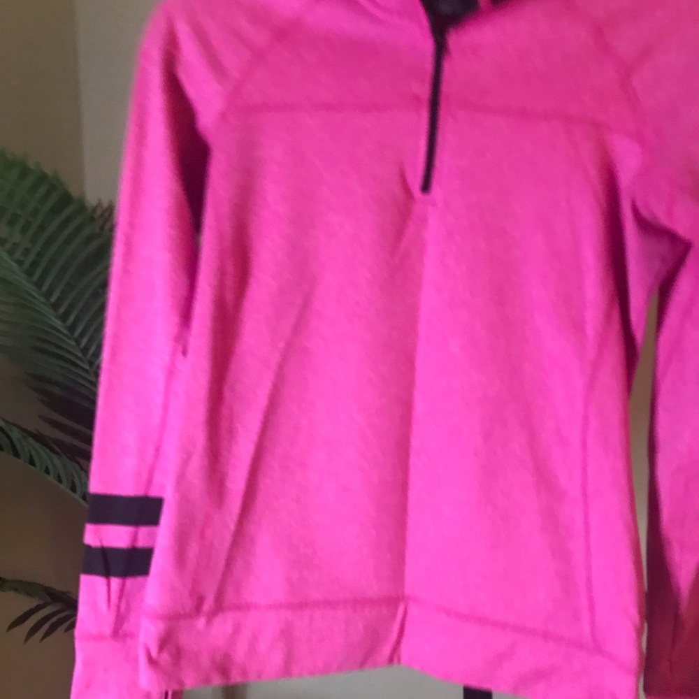 Victoria’s Secret Pink Bright Pink Quarter Zip Work out Jacket. Size Small
